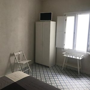 Camera grande con letto king size